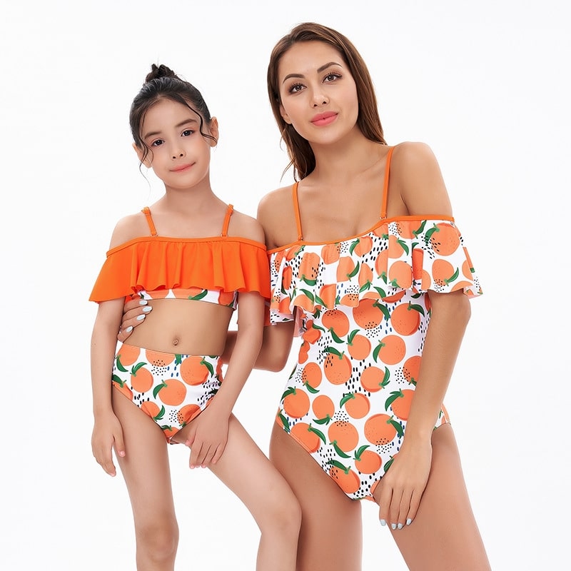 Maillot de bain mère fille avec des fruits