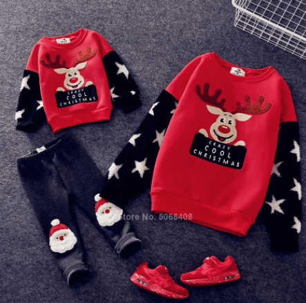 Pull noël famille cerf avec des étoiles rouge