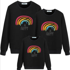Pull famille arc-en-ciel noir