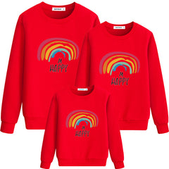 Pull famille arc-en-ciel rouge