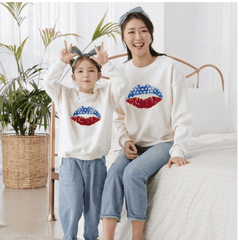 Pull mère fille bouche colorée