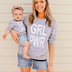 Pull mère fille girl power