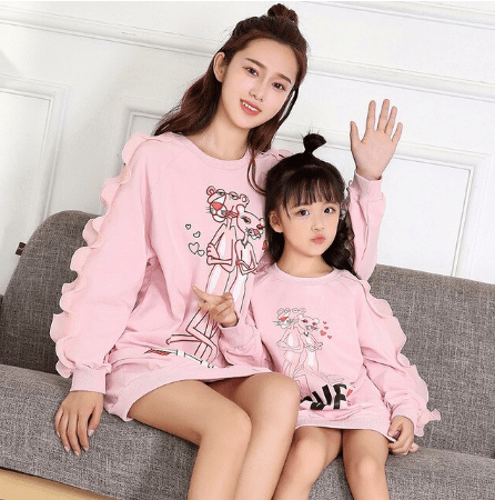 Pull mère fille panthère rose