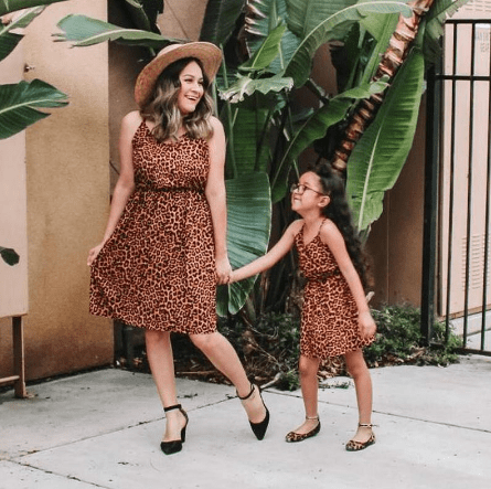 Robe mère fille assortie léopard