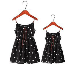 Robe mère fille courte noire à pois