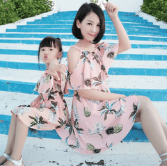 Robe mère fille d'été en dentelle rose