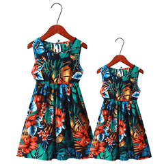 Robe mère fille verte tropicale