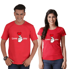 Tee shirt couple doigt et cœur rouge