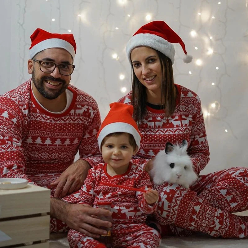 Pyjama de Noël assorti pour la famille - maman, papa et enfant