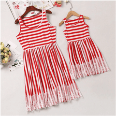 Robe mère fille rouge à rayures