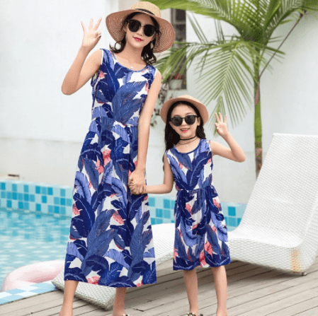 Robe mère fille imprimé floral bleu