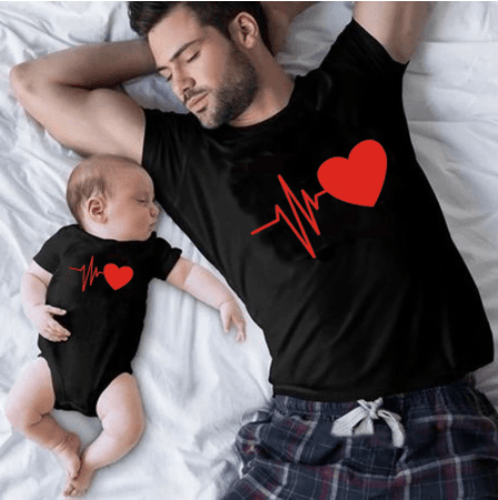 Tee shirt père fils cœur qui bat noir