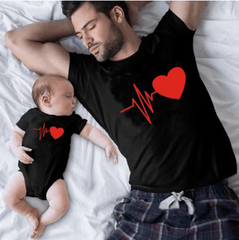 Tee shirt père fils cœur qui bat noir