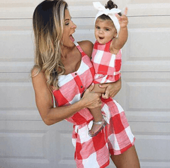 Tenue à carreaux mère et fille